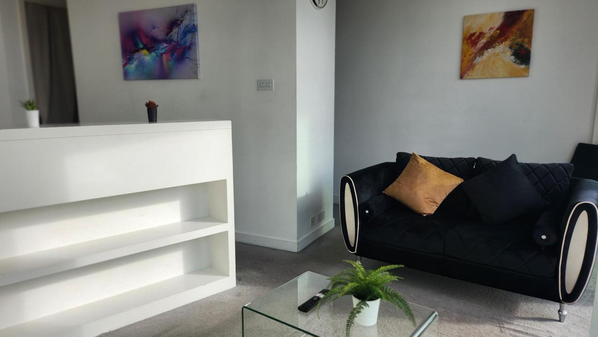Cityscape Apartment In Birmingham With Self Checkin Екстер'єр фото