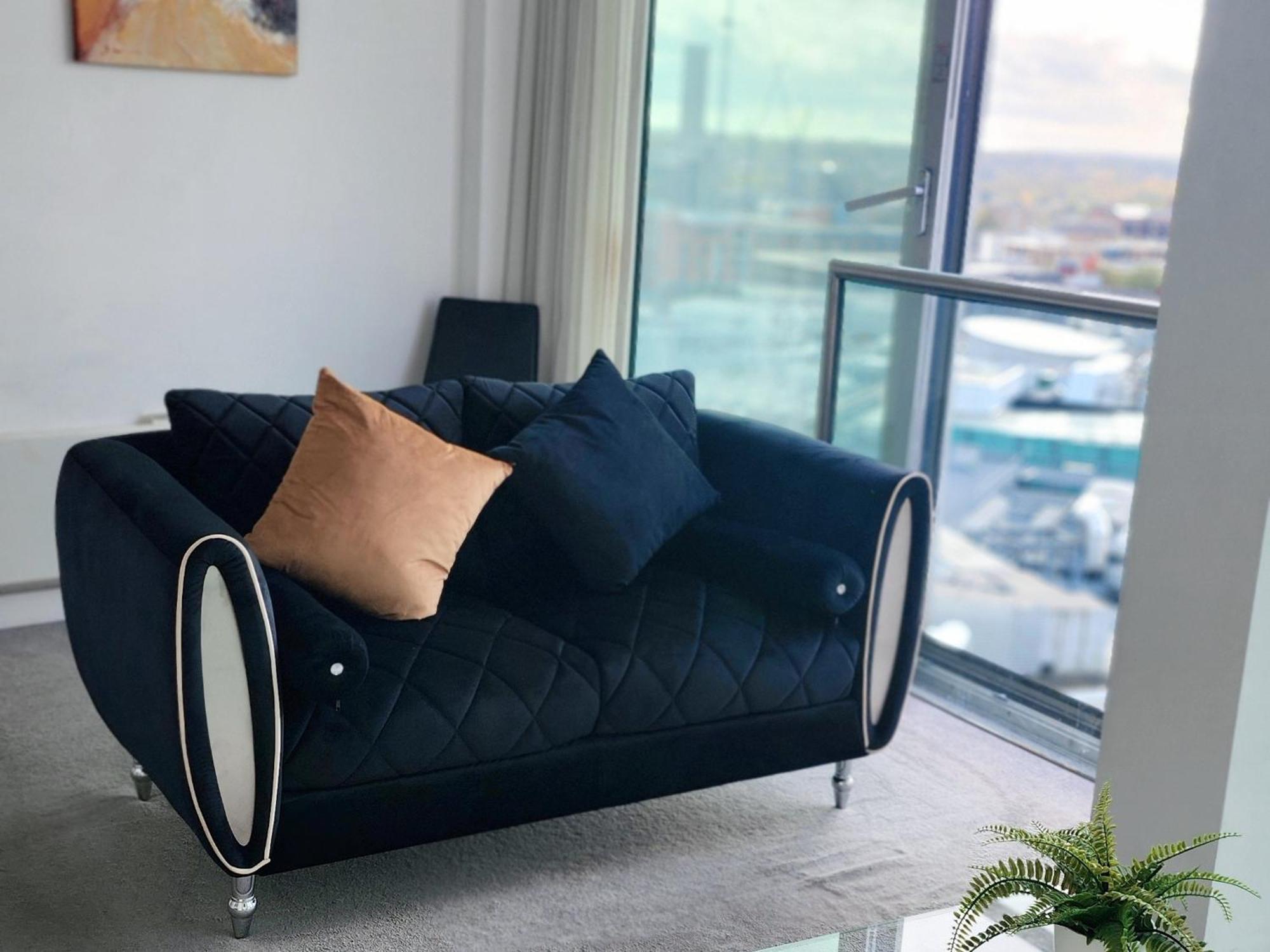 Cityscape Apartment In Birmingham With Self Checkin Екстер'єр фото
